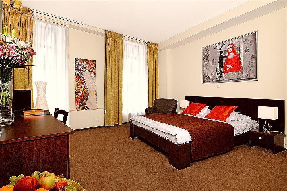 Hotel Trianon Bucareste Exterior foto